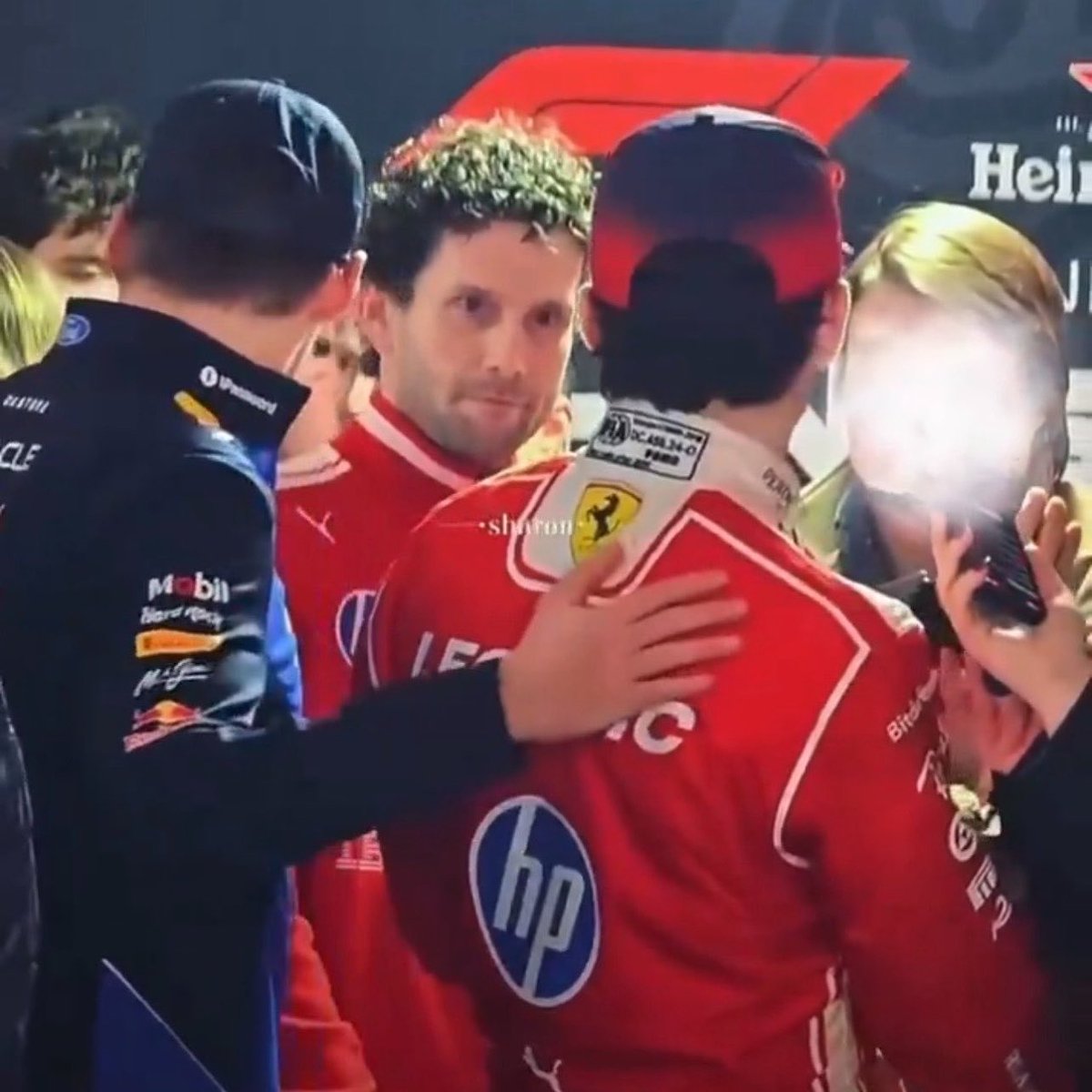 1633 💭 tweet media