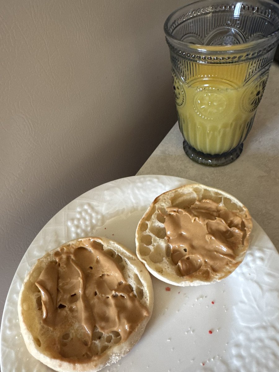 HeatherMaria123's tweet image. North and East directions 🧭 
Aries ♈️ Sun ☀️ Spring 🌼Season 
Archeia Mary 
Masculine Feminine divinity 
Wayneing Crescent Moon 1.6 in Aries ♈️ 2
Door Open #solarsystem 
Portland, Oregon
Multnomah County 
Starchildren #Elemental #NatureBeings 
Universe 
Christ 
Uganda 🇺🇬 SW
4-16