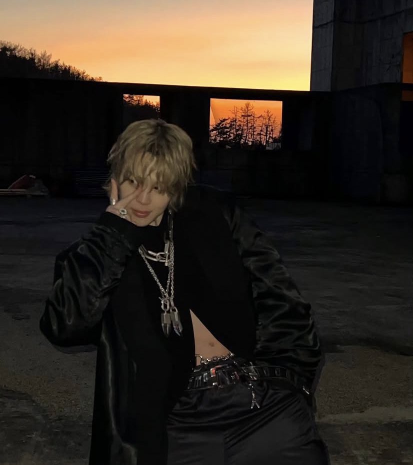 gallery of jimin tweet media