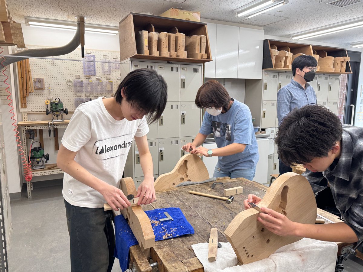 ESP学園(東京)ギタークラフト科 tweet media