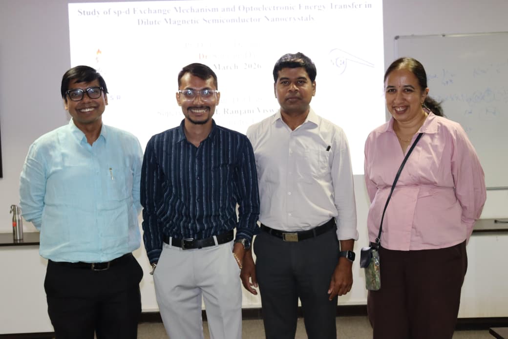 Quantum Dot Lab @JNCASR tweet media