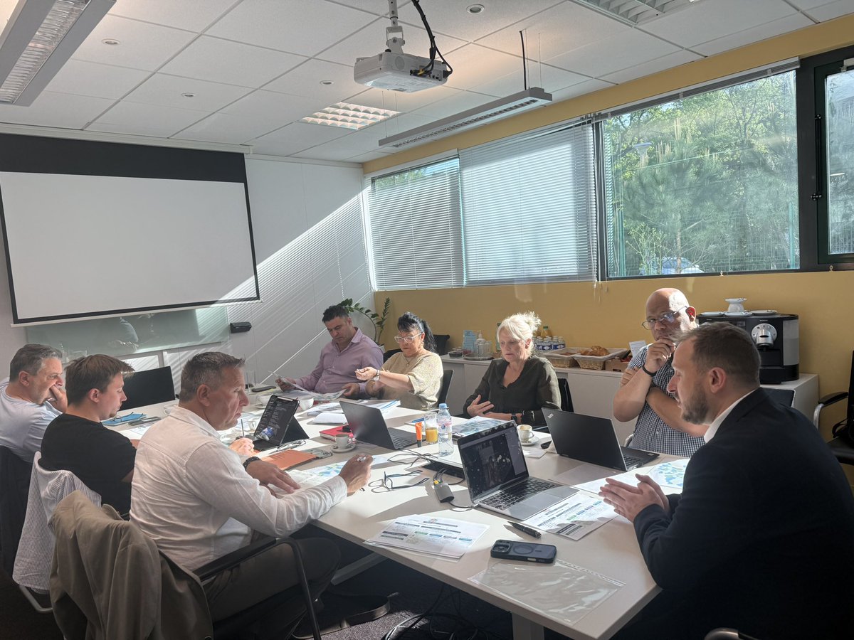 Lionel Tivoli tweet media