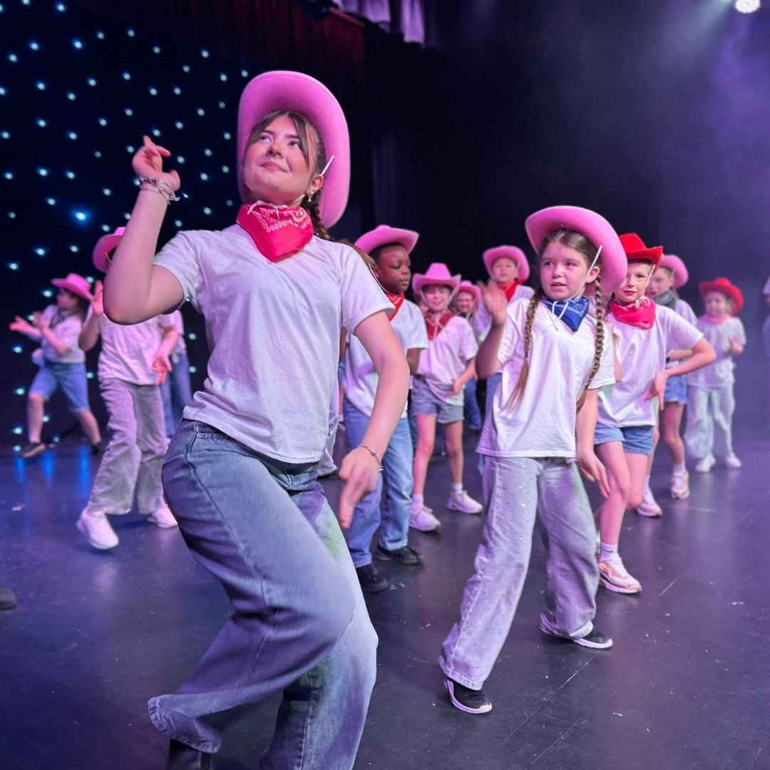 HUBBFoundation_'s tweet image. It’s just one week since the end of our Easter #HAF programme and we’re proud to have helped thousands of youngsters across the city have a happy, healthy holiday. Here are just a few pictures to make you smile...

#FeelGoodFriday #EasterHAF #HAF2026 #HAFProgramme