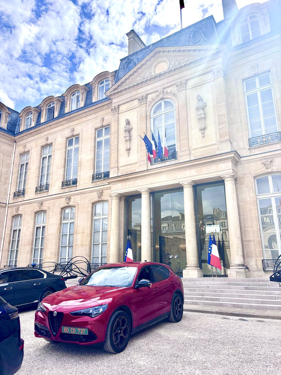 Michel Rose tweet media