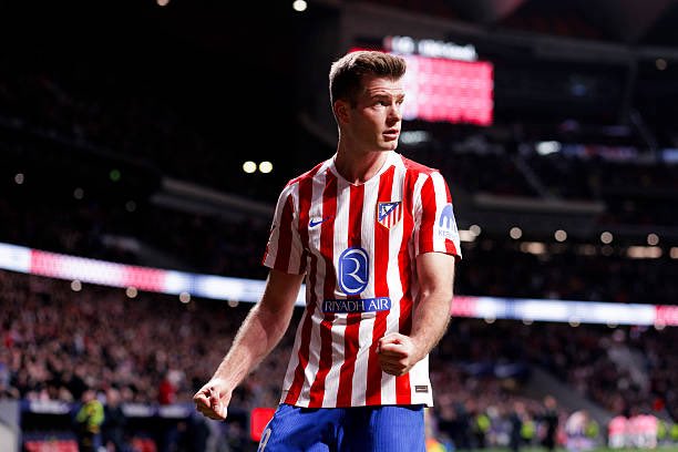 نايف tweet media