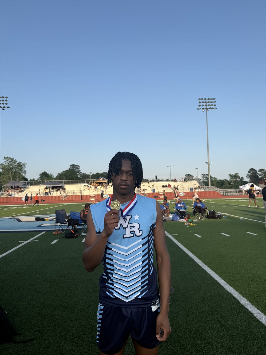 WRRaiderTrack's tweet photo. Regional Qualifiers! Boys 4x200( Brayden Wheat, Kam Brown, Jud Dotson Antwan Starling), Brailen Mauldin-300 H, Boys 4x400 ( Bryce Pobuda, Brayden Wheat, Jud Dotson, Brailen Mauldin). And a Team Runner Up finis as well! @WestRuskRaiders https://t.co/71ACDNNoBB