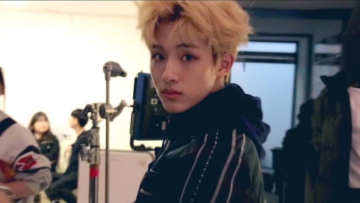 윈윈 얼굴 tweet media