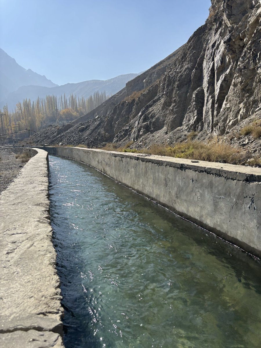 tarikdev's tweet image. For over four decades #Canada has supported rural development and the inclusion of women and youth in #Gilgit, #Baltistan, and #Chitral. Nous sommes fiers de notre partenariat avec @AKFCanada @AKF_Global au #Pakistan.