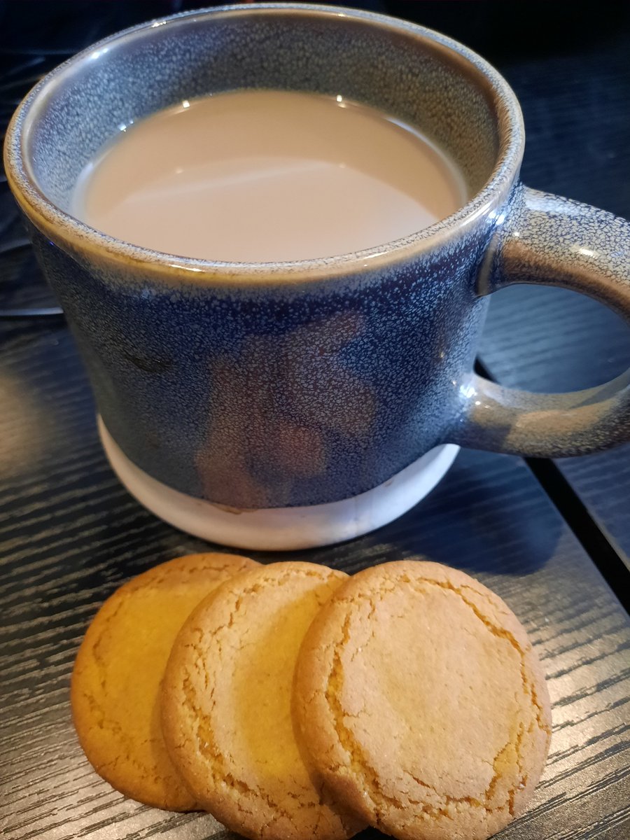 SwivelEyedLoon tweet media