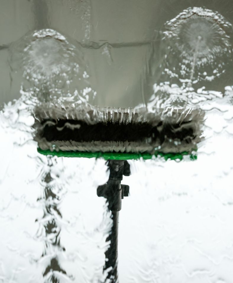 WindowCleaner tweet media