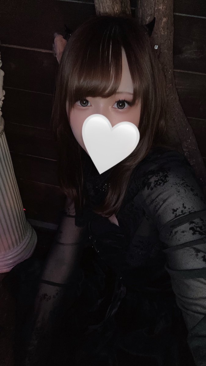 なつ tweet media