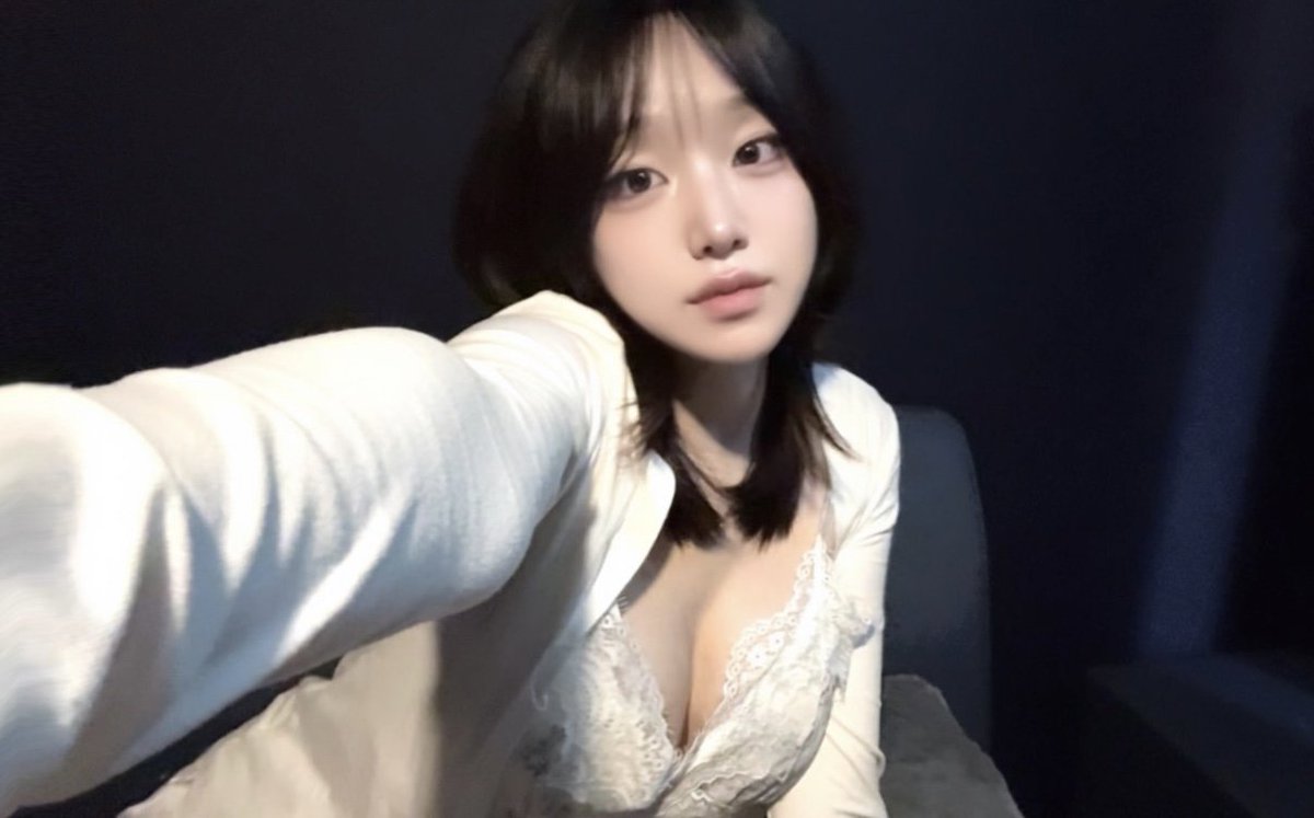 jsks1107's tweet photo. 4월17일 금요일 캐슬바 오픈!
잠실캐슬은 9시부터 오픈❤️
카톡or디엠으로 주대문의 부탁드려요!
이쁘니들이랑 한🍷잔해요오
잠실동195-5번지 지하1층
#강남트젠바 #트젠바 #트젠 #시디 #쉬멜 #러버 #토킹바 https://t.co/ndwq6p5SL9