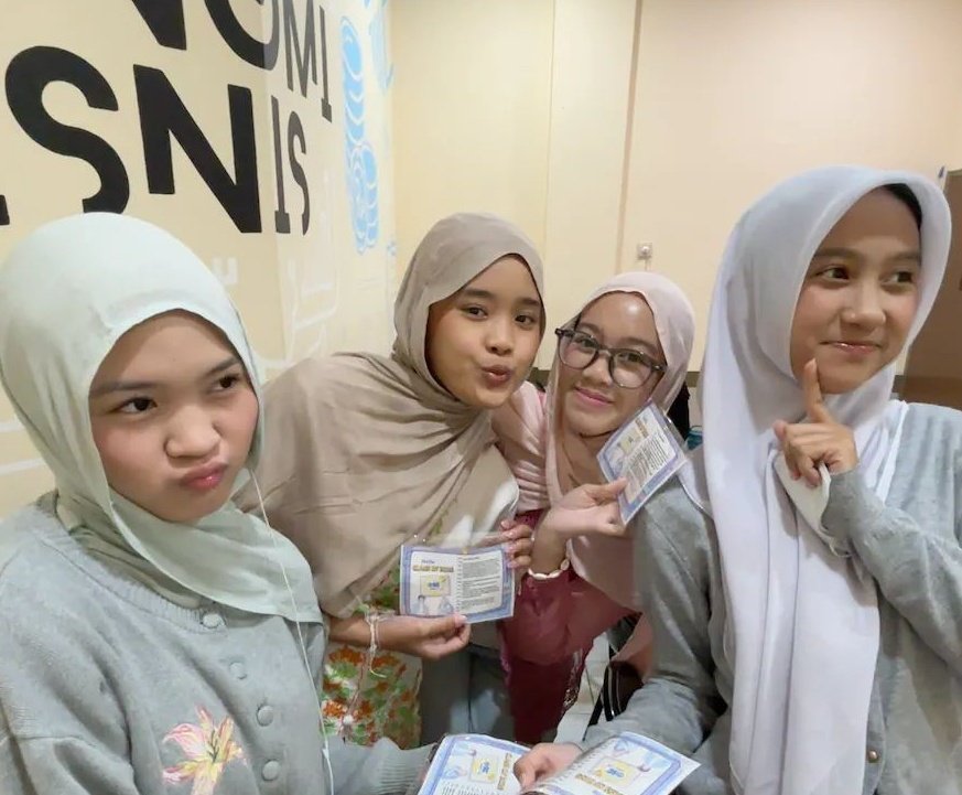 last update (karena ini lucu bgt T____T) aku sayang sg soooooi much