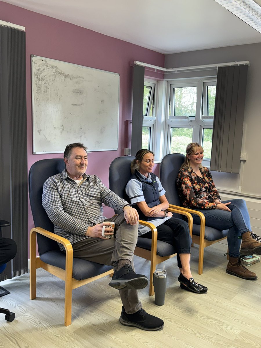 DoncasterEIP's tweet photo. Behind every recovery story is a dedicated Psychosis Team—providing hope, support, and life-changing care every single day. 💙 #MentalHealthMatters #PsychosisAwareness #NHS https://t.co/Z8OmQBdJtY