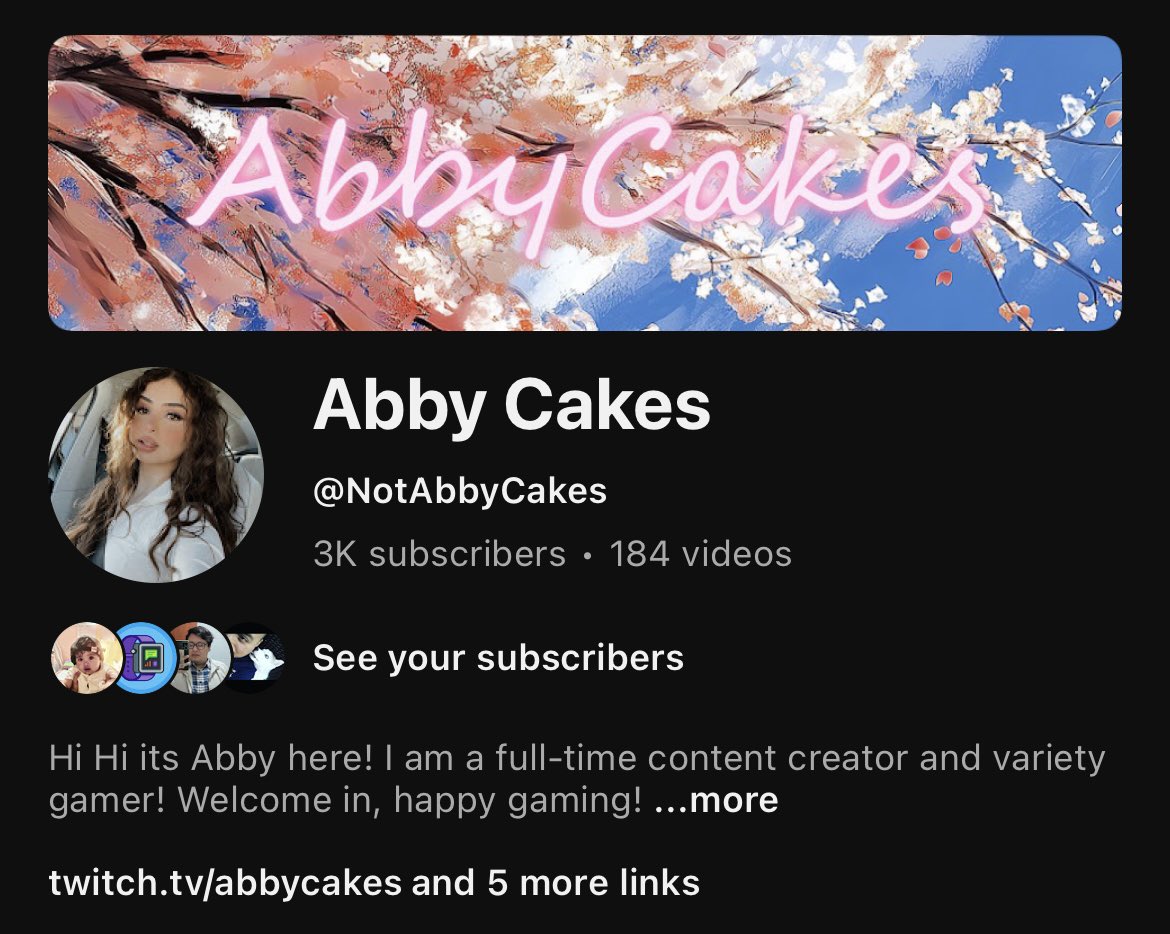 NotAbbyCakes's tweet photo. AHHHH WE HIT 3K SUBSCRIBERS ON YOUTUBE!! THANK YOU SO MUCH ILY!! https://t.co/liopg3m9qW