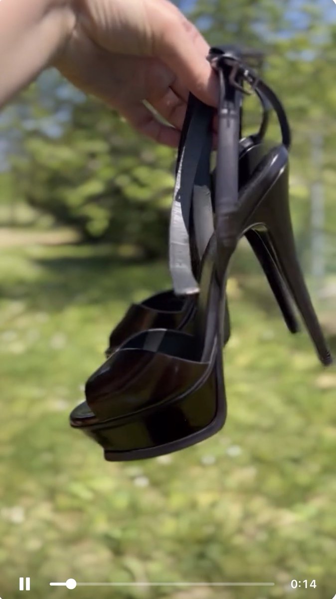 BimbaNoir tweet media