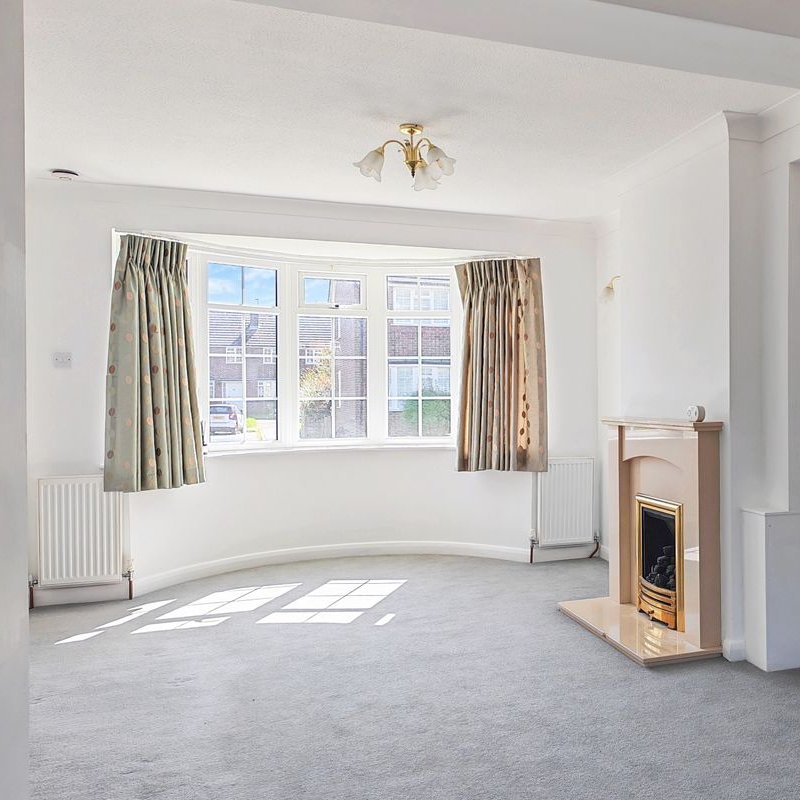 WarnerGrayKent's tweet image. Only a short walk from the centre of wonderful Rye, this bright and sunny property in North Salts is chain free. Talk to WarnerGray in Rye to find out more and book an appointment. warnergray.co.uk #warnergray #rye