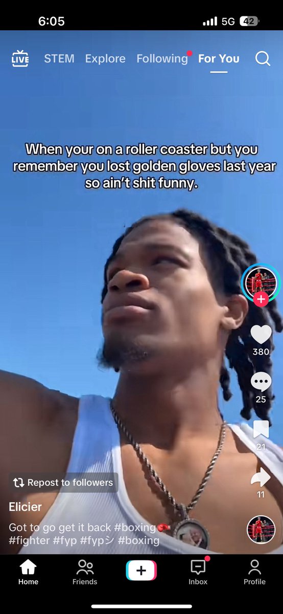 Cash tweet media