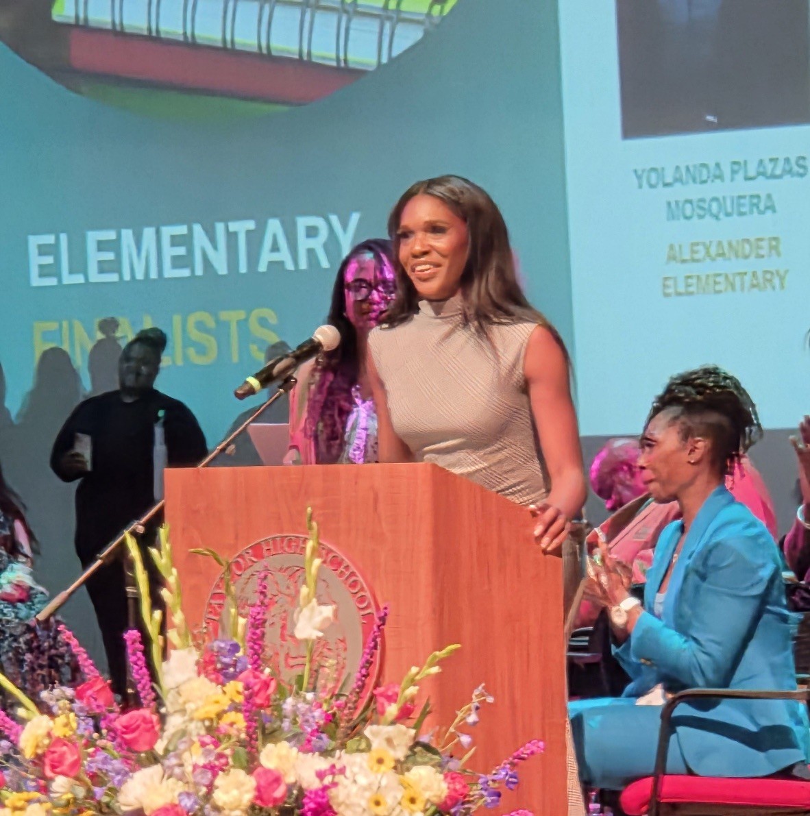 Cummings_Alief's tweet photo. Congratulations to Ms. B. Oloko on winning the title of @AliefISD Elementary Teacher of the Year!!!! We are proud of you and appreciative for all you do at Cummings.
The best is yet to come!!!๐ฉท๐ #CummingsStyle https://t.co/lC1kounGLY