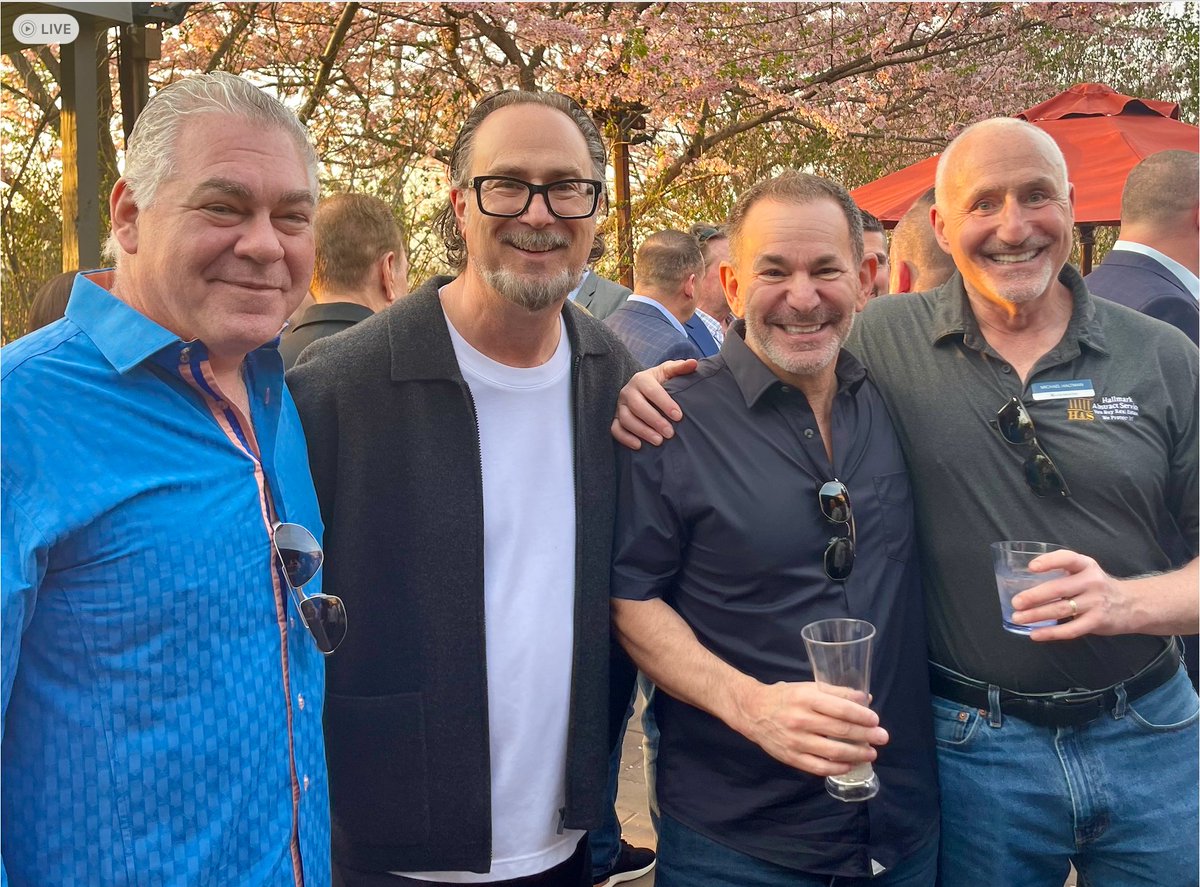 NewYorktitleins's tweet image. IRL

While I may be a little old to use that acronym, last night on #LongIsland at The Refuge, along with three co-hosts from the world of #commercialrealestate, we held an event to bring people together from all aspects of #CRE.

With about 80 or so attendees, it was a huge