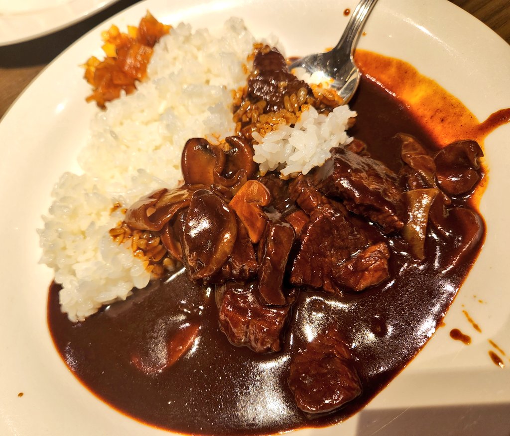 COMさん(愛猫EVE) tweet media