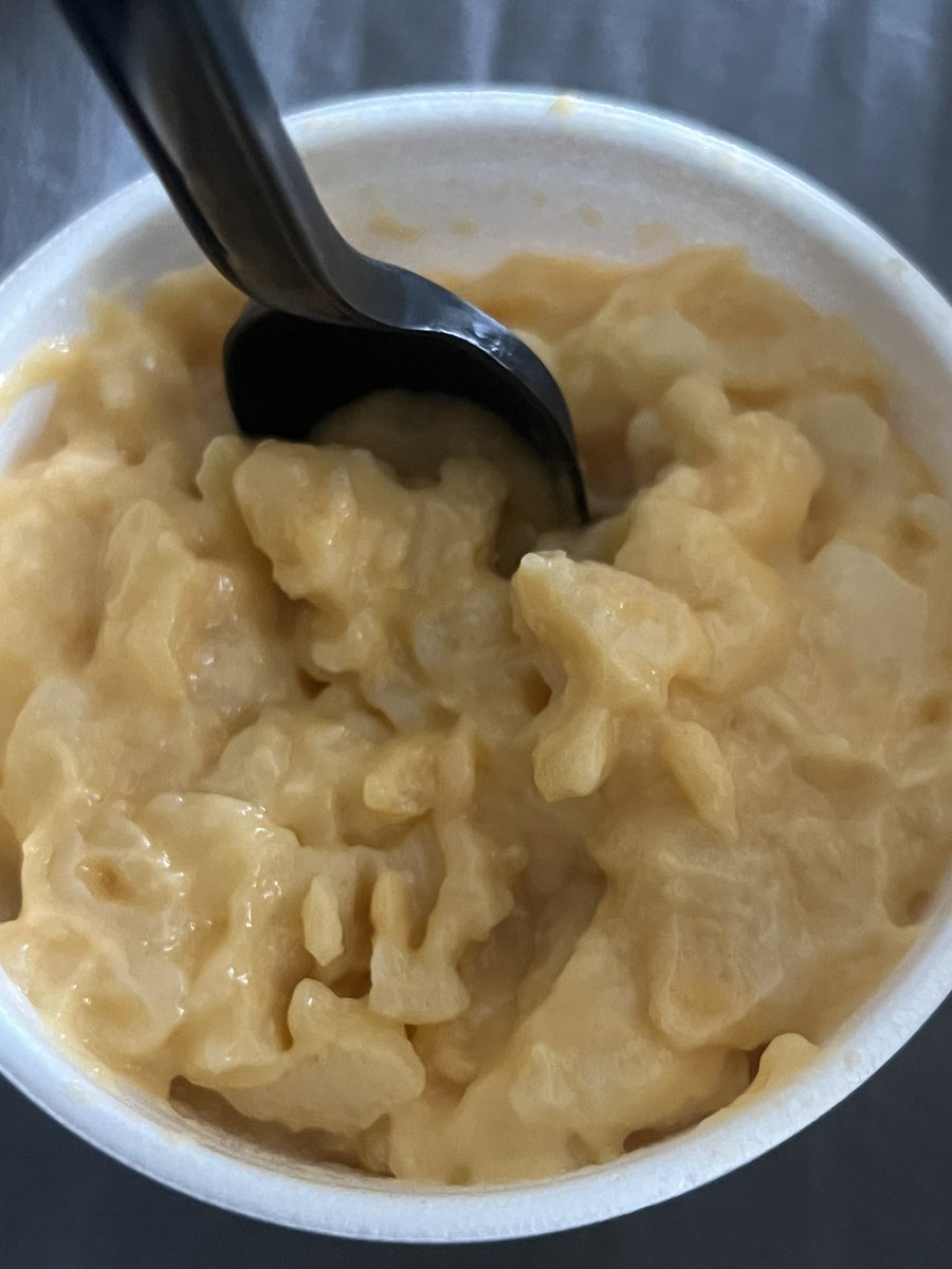 AirManHarris22's tweet photo. I love @ChurchsChicken but this makes me not want to ever go back!

Asked for spicy chicken &amp; as you can see the wing isn’t &amp; they made me pay extra for it because usually they said it comes the a drumstick. Not to mention they were both dry! The noodles in the Mac were so mushy! https://t.co/da3tF0TvXf