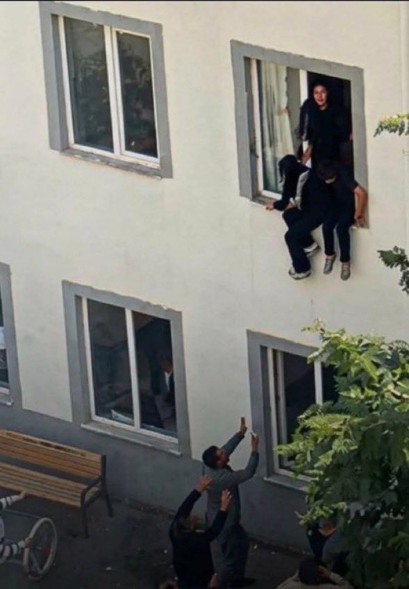 aren🎗️ tweet media