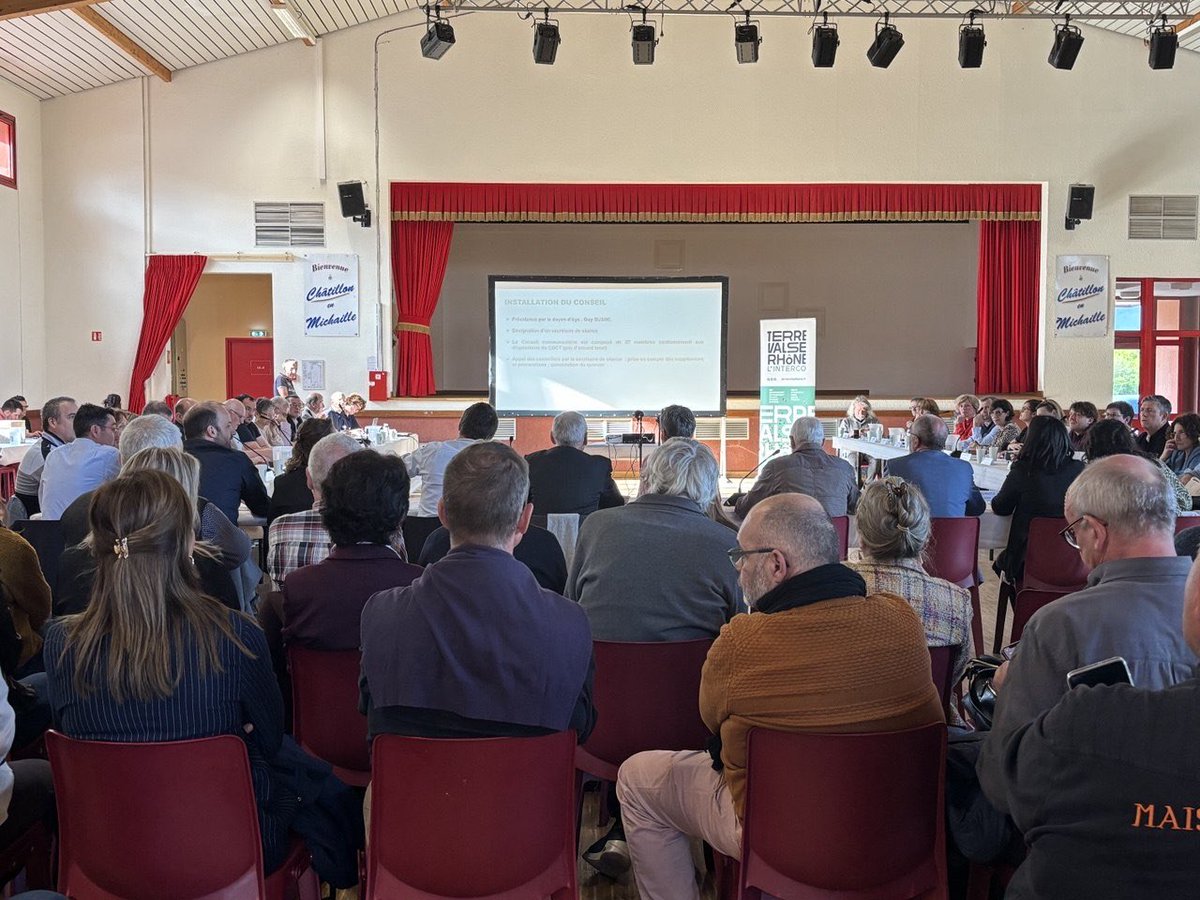Félicitations à Guy Larmanjat, élu à la présidence de Terre Valserhône l’Interco dans l’#Ain.
Les communautés de communes sont essentielles à nos territoires. Elles agissent là où les communes seules ne suffisent plus : santé, économie, mobilités, gestion des déchets et de l’eau.