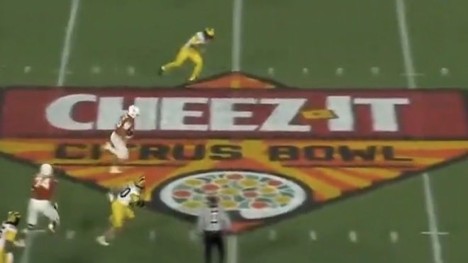 Dustin 🌵 tweet media