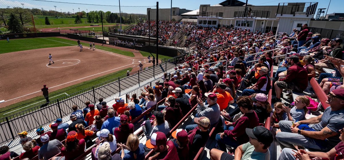 HokiesAudio's tweet photo. #10 @HokiesSoftball 🆚 Georgia Tech

📍 Tech Softball Park 
⏰ 5:45 pregame coverage 
⏰ 6:00 first pitch
📱 @HokieSports App » https://t.co/XdkqY4gIRV
🎙️ Riley Klaus and Alex Kuechenmeister

#Hokies 🦃🥎 https://t.co/MtayXB2Dnp