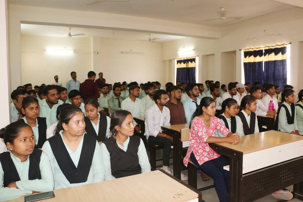 ⏩पालीटेक्निक उमरिया में स्वा गणना का छात्र छात्राओ का आयोजित  प्रशिक्षण सत्र संपन्न

⏩जनगणना राष्ट्र के भविष्य को सही दिशा देने का महत्वपूर्ण कदम - कलेक्टर

 <a href="/mohdept/">Home Department, MP</a>
<a href="/JansamparkMP/">Jansampark MP</a>
#SelfEnumeration 
#Census2027