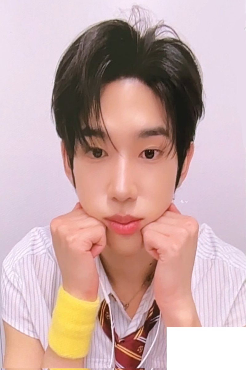 볼찌빵 。。。? #루네이트 #카엘