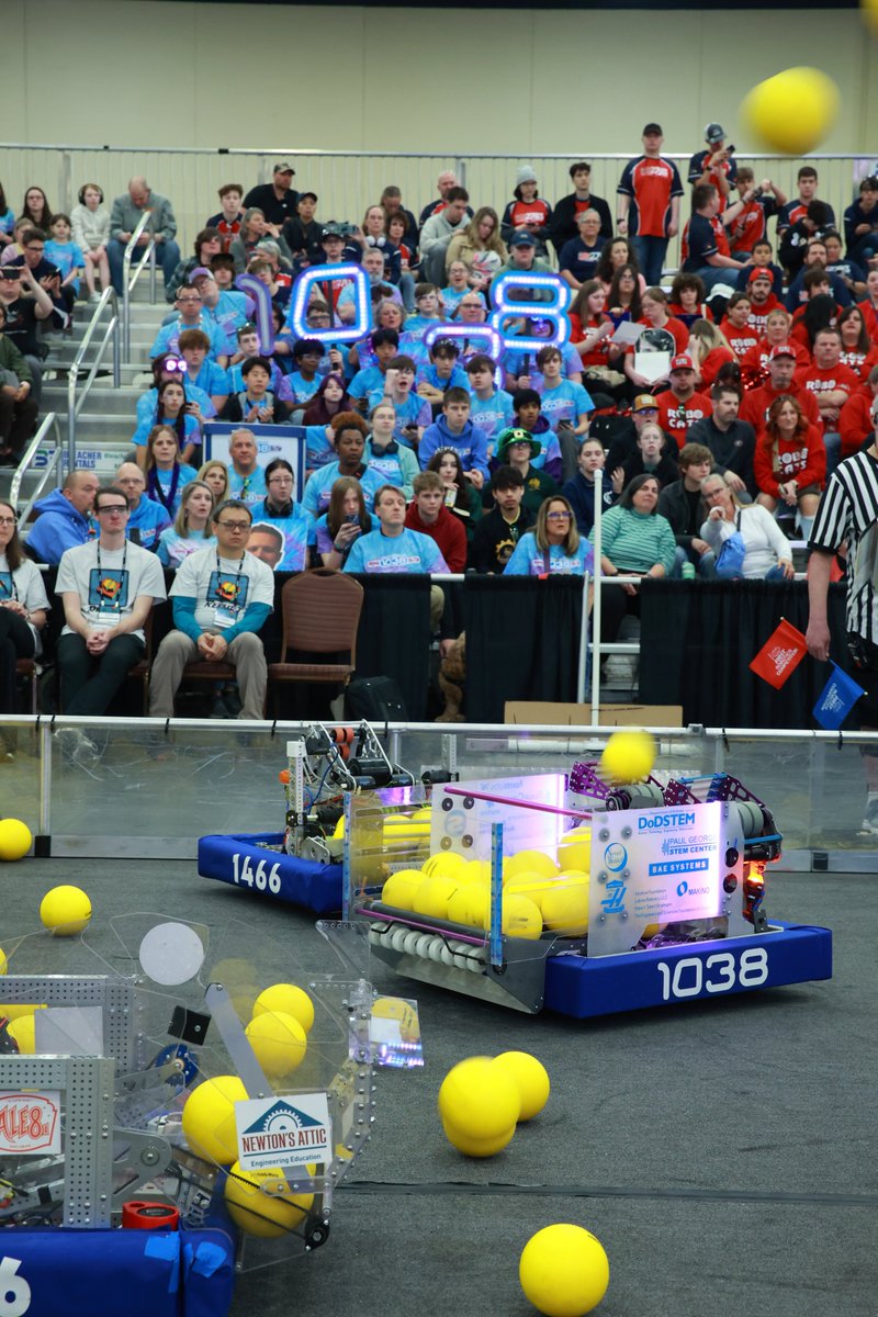 LakotaRobotics's tweet image. Here’s our robot out on the field in all its glory—what a beauty! 🤖✨

So much hard work, creativity, and dedication went into bringing this machine to life, and we couldn’t be more proud to see it in action.

#FRC #FIRSTRobotics #MoreThanRobots #lakotarobotics #omgrobots