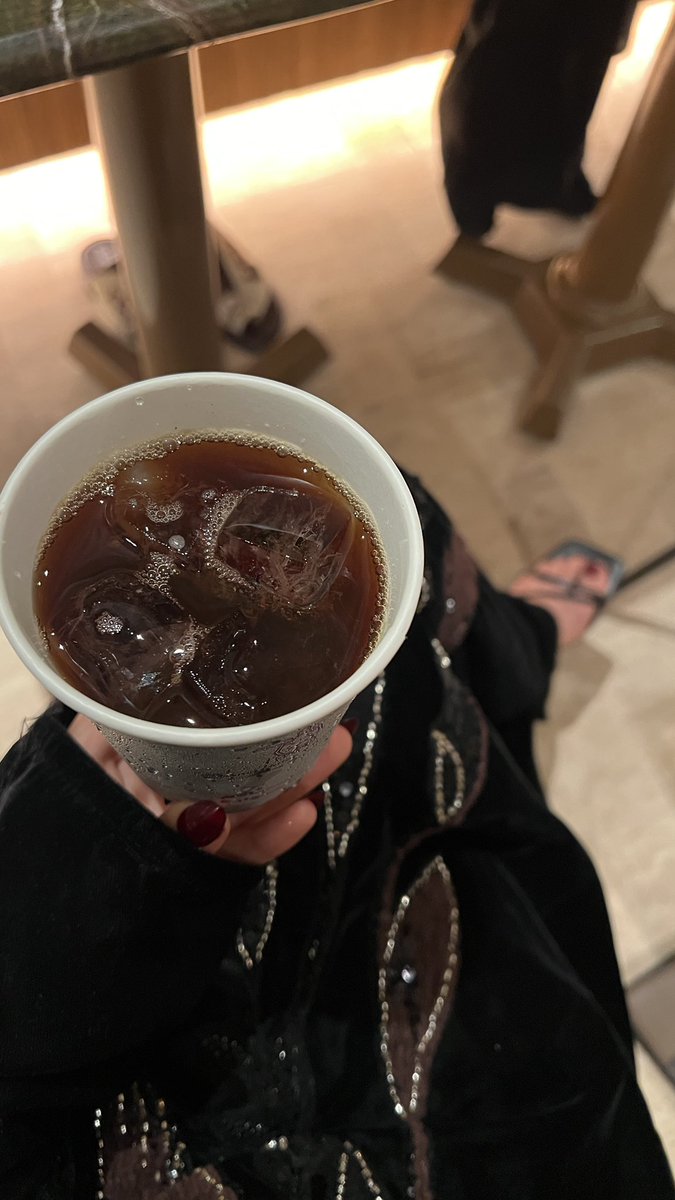 روان الحارثي . tweet media