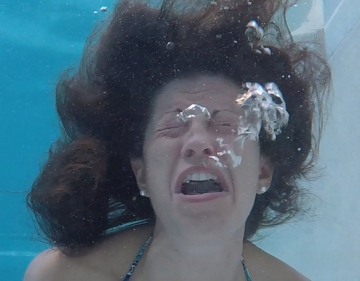 Alittledark tweet media