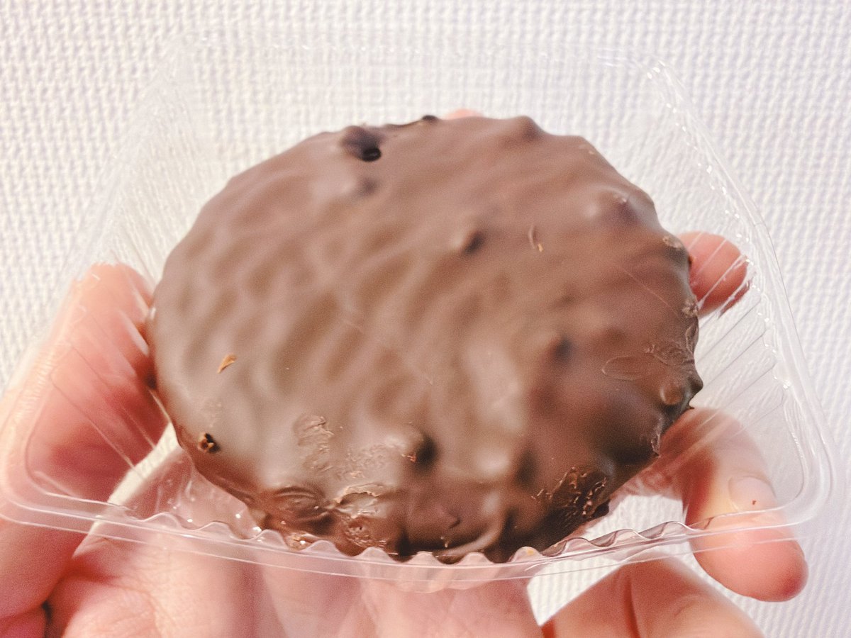 ファミマの「生エンゼルパイ」👼