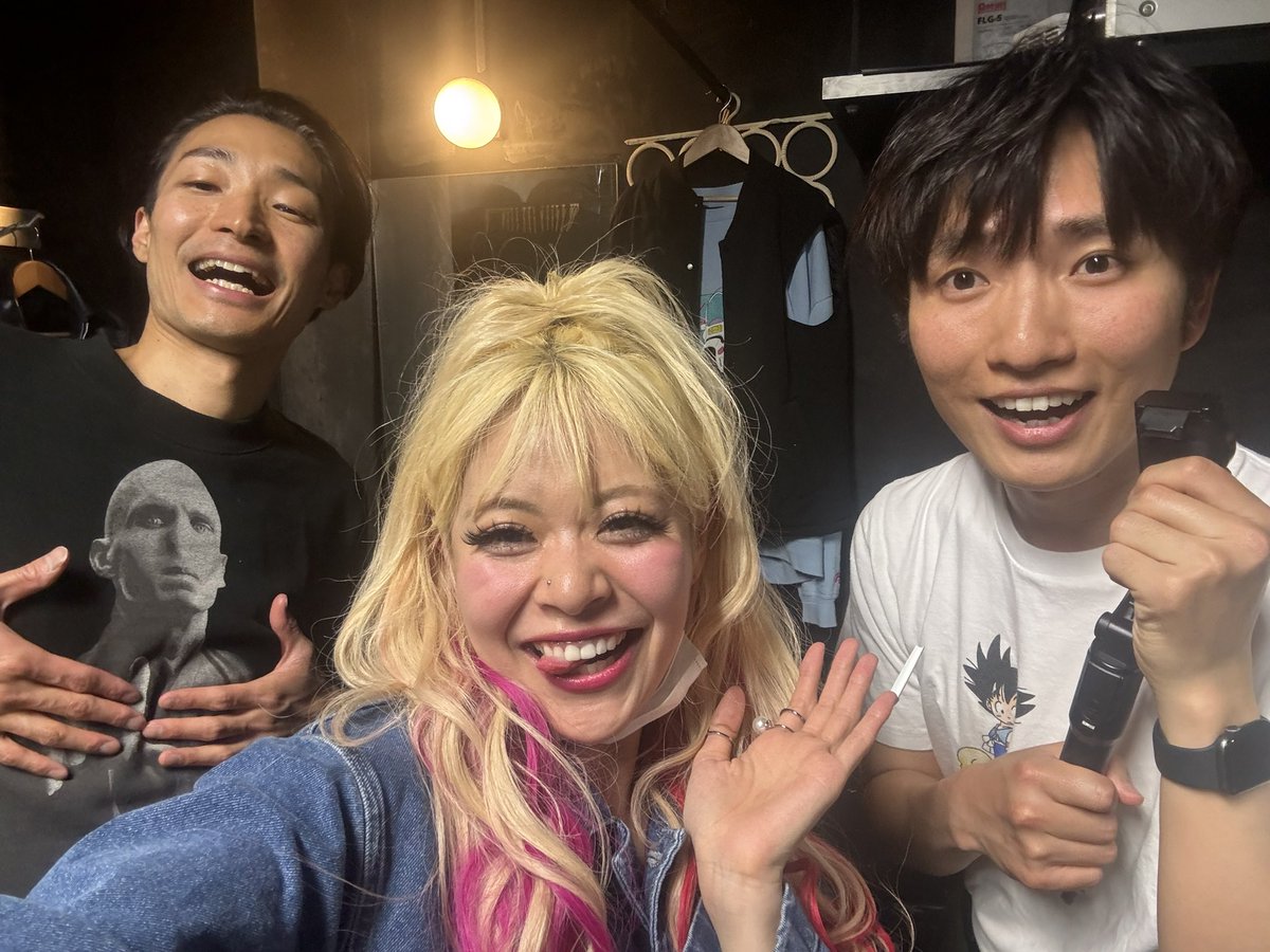 エルフ　荒川 tweet media