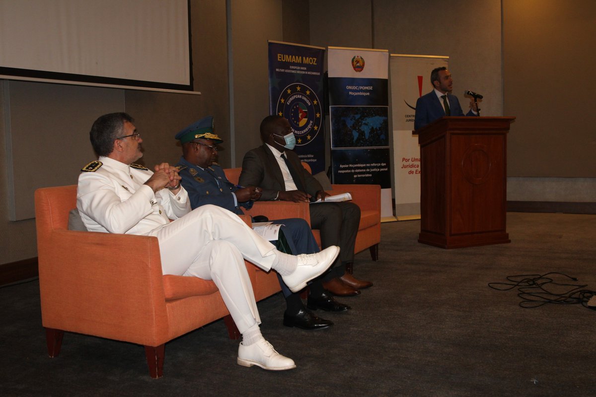 EUMAMMozambique's tweet image. In the framework of cooperation between #EUMAMMOZ and @UNODC, and with the financial support of the @EUinMoz, a four-day specialised training on the reception and assistance of victims of #terrorism was launched in #Maputo.

🔎 Read more: tinyurl.com/yeykkkv9