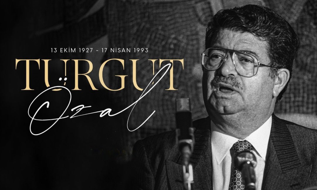 Siyaset anlayışı, ekonomi politikaları, çağının ötesindeki vizyonu ve milletin değerleriyle kurduğu güçlü bağ ile bir dönemin ruhunu değiştiren 8. Cumhurbaşkanımız Turgut Özal’ı aramızdan ayrılışının 33. yıl dönümünde saygıyla, rahmetle yad ediyorum.