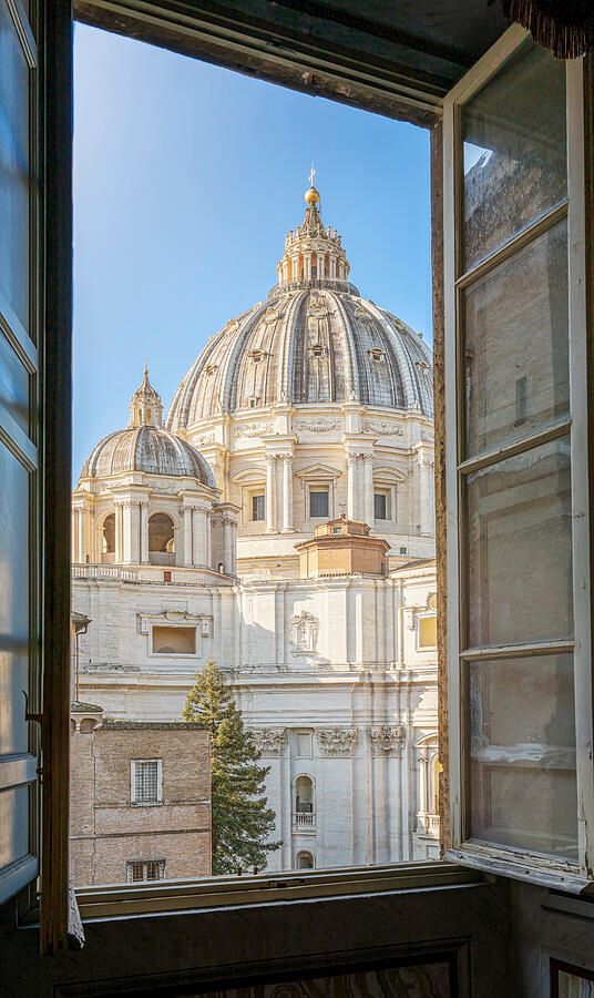 joancarroll's tweet image. St Peter's Basilica Through the Window! buff.ly/hjp28gr #rome #vaticancity #vatican #stpeters #church #basilica #cathedral #dome #architecture #window #view #historic #classical #ornate #artforsale #wallartforsale #giftideas @joancarroll