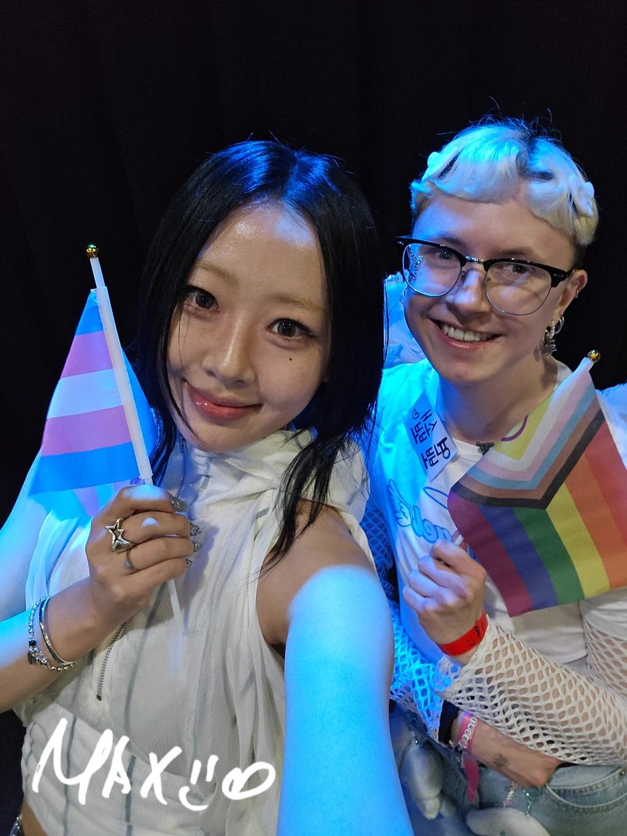 🜲 prince tweet media