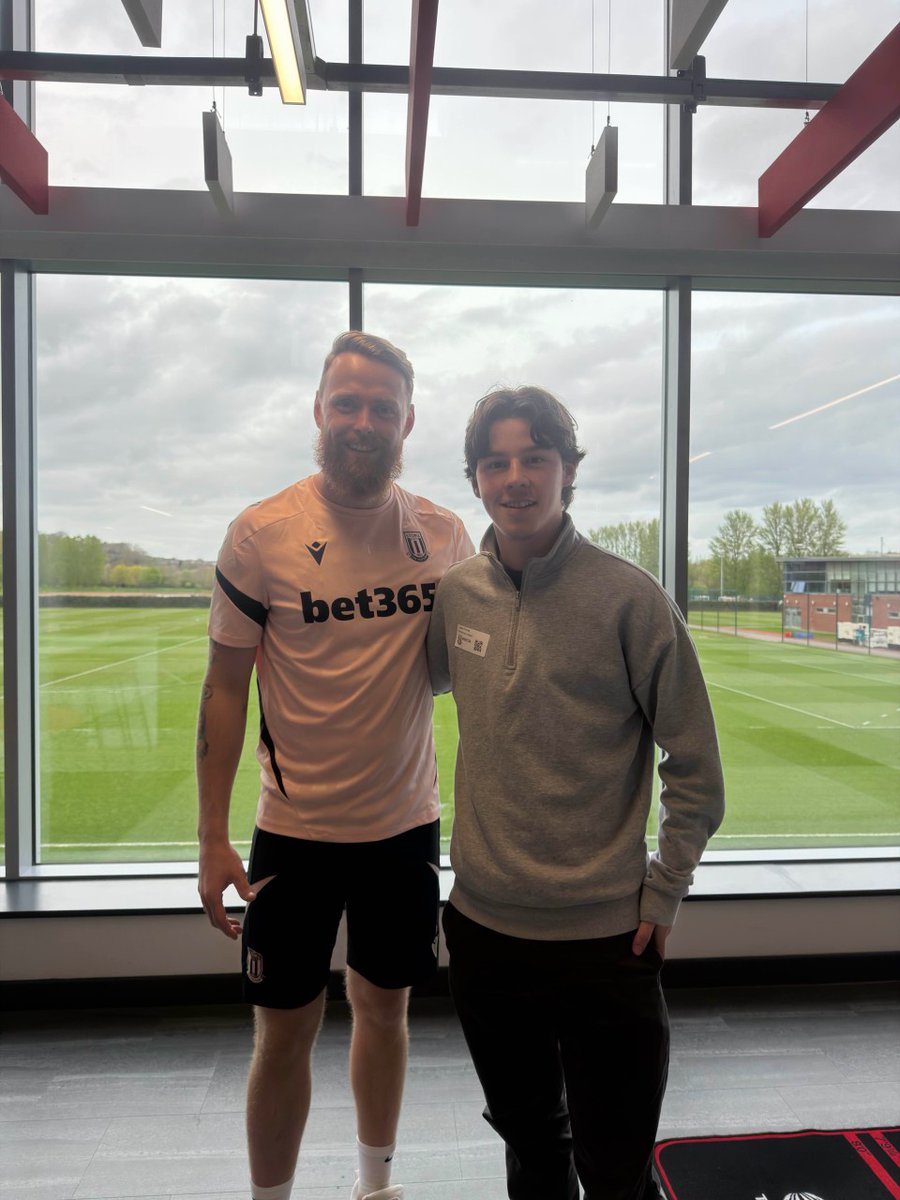 Lewis Finnie ✍️ tweet media