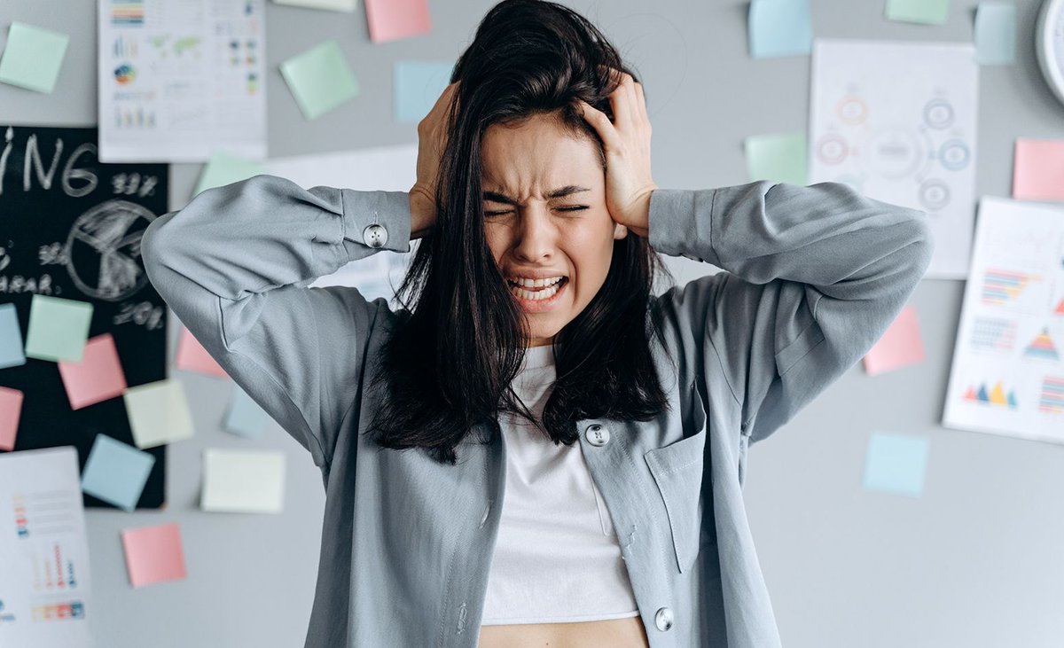 brightn_app's tweet image. Chronic stress can rewire your brain, raising your “stress baseline” so survival mode feels normal. Learn how to reset it with daily nervous system support + sleep. brightn.app/post/how-chron… #MentalHealth #Stress Click to read!