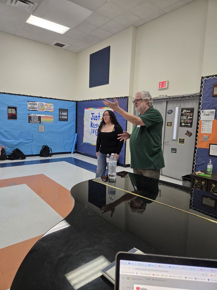 L. Perez-Lozano tweet media