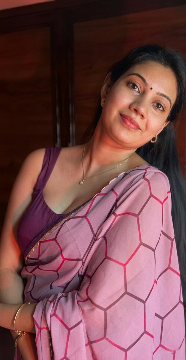 Mallu153022's tweet image. Mallu insta sensation purple 🥵🥵

Any fans for #purple ??

#purplehalcyon 🥵💦

#purplehalcyonhot