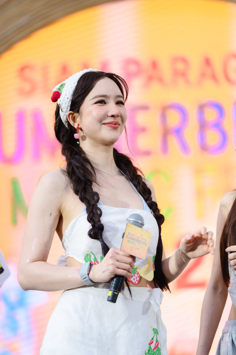 SiamParagon tweet media