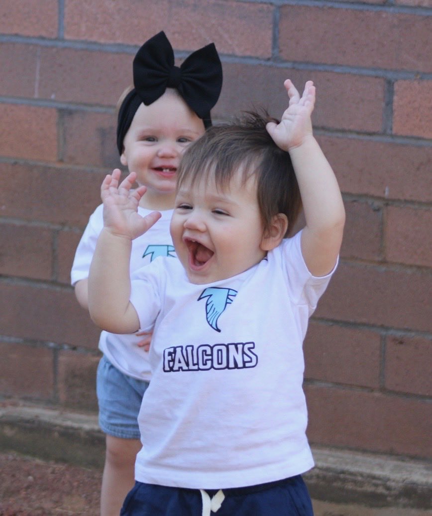 wrhssoftball's tweet photo. Gameday!!!! The Lady Falcons travel to NW Cabarrus today for a 5:30pm first pitch! Hope to see our fans there cheering us on! https://t.co/TSpEhEMXUM