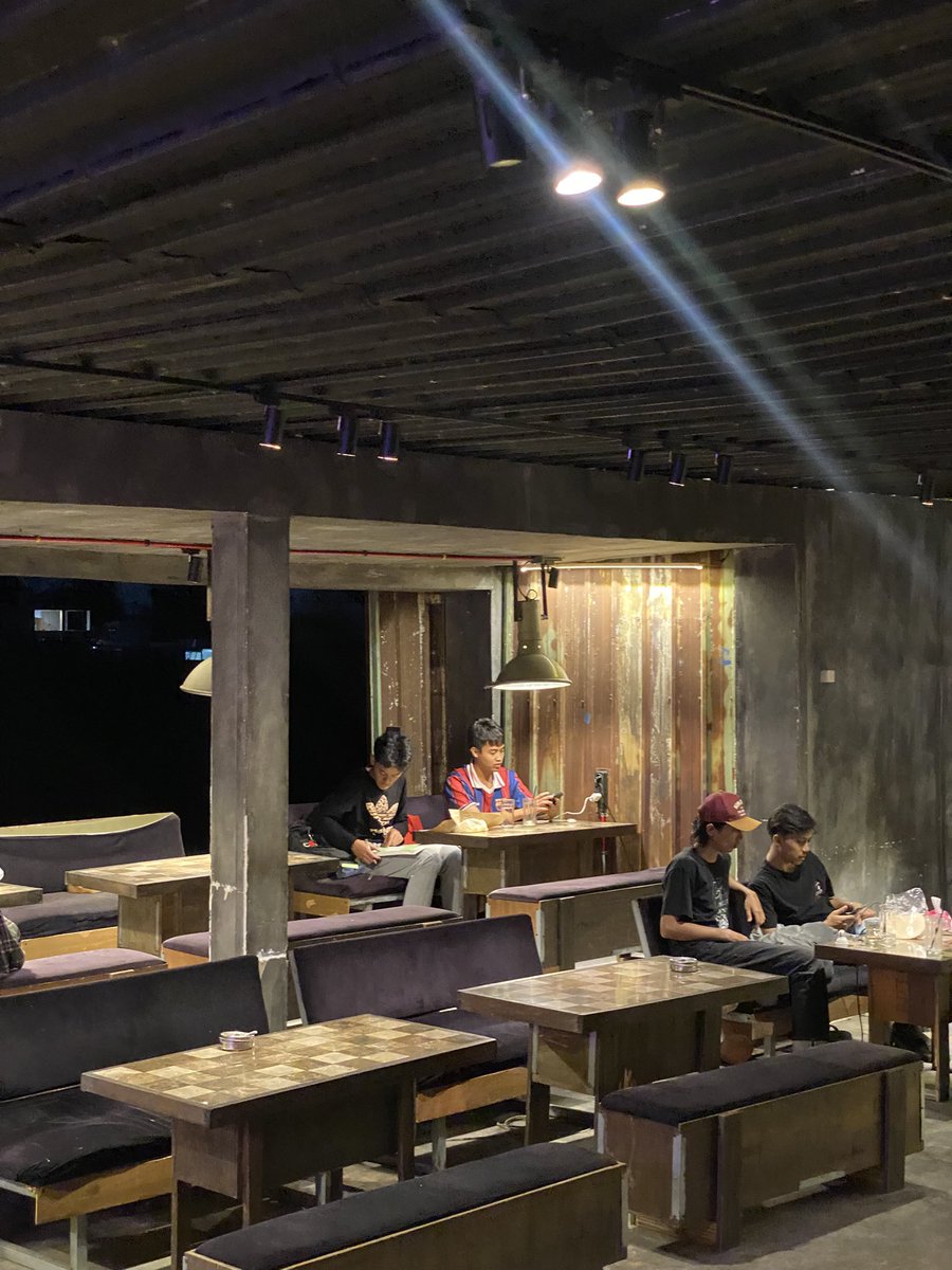03kumismanis's tweet image. Ngopi di kopikir Sudimoro
Vanila 18k
.
.
#malang #sm