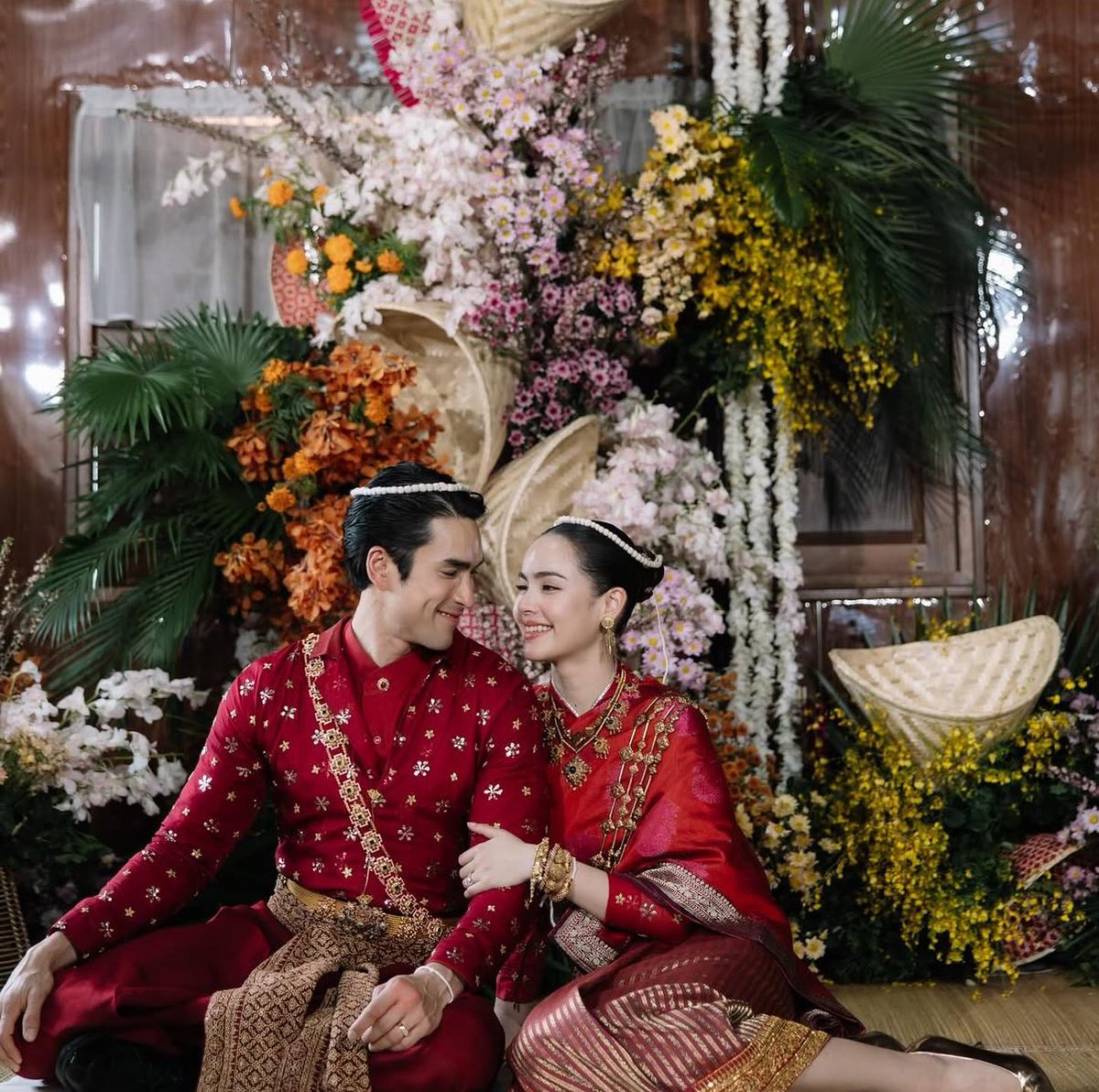 blairwaldorfs_'s tweet image. too beautiful 🥺 congratulations, nadech and yaya 🥺😭