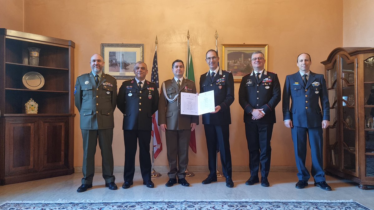 NSPCOE's tweet image. Celebrating #excellence at #NSPCOE! 
During his visit, Lt Gen Minicucci awarded a formal Commendation to our E&amp;amp;T Branch Head, OF4 P. Jurczyk (🇵🇱 @Zandarmeria) &amp;amp; the prestigious Mauritian Medal to our Support Branch Head, OF4 G. Bertoli (🇮🇹 @_Carabinieri_).
Congratulations, Sirs!